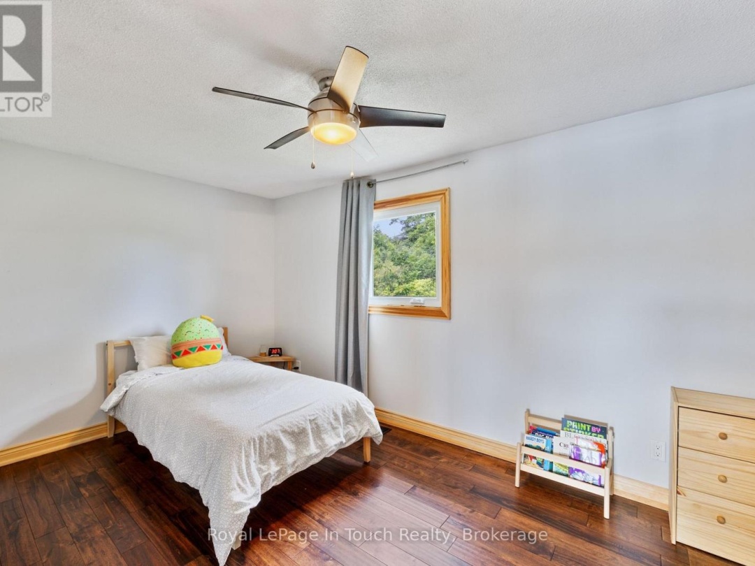 288 KINGS FARM ROAD, Gloucester Pool
