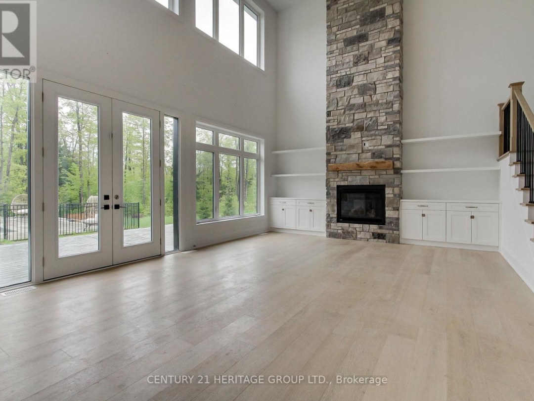 11 Oldenburg Court, Oro-Medonte