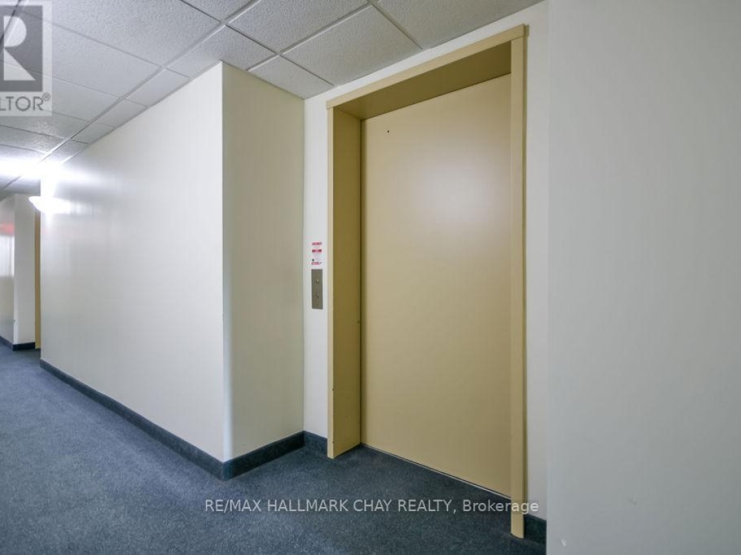 203 - 125 BOND STREET, 