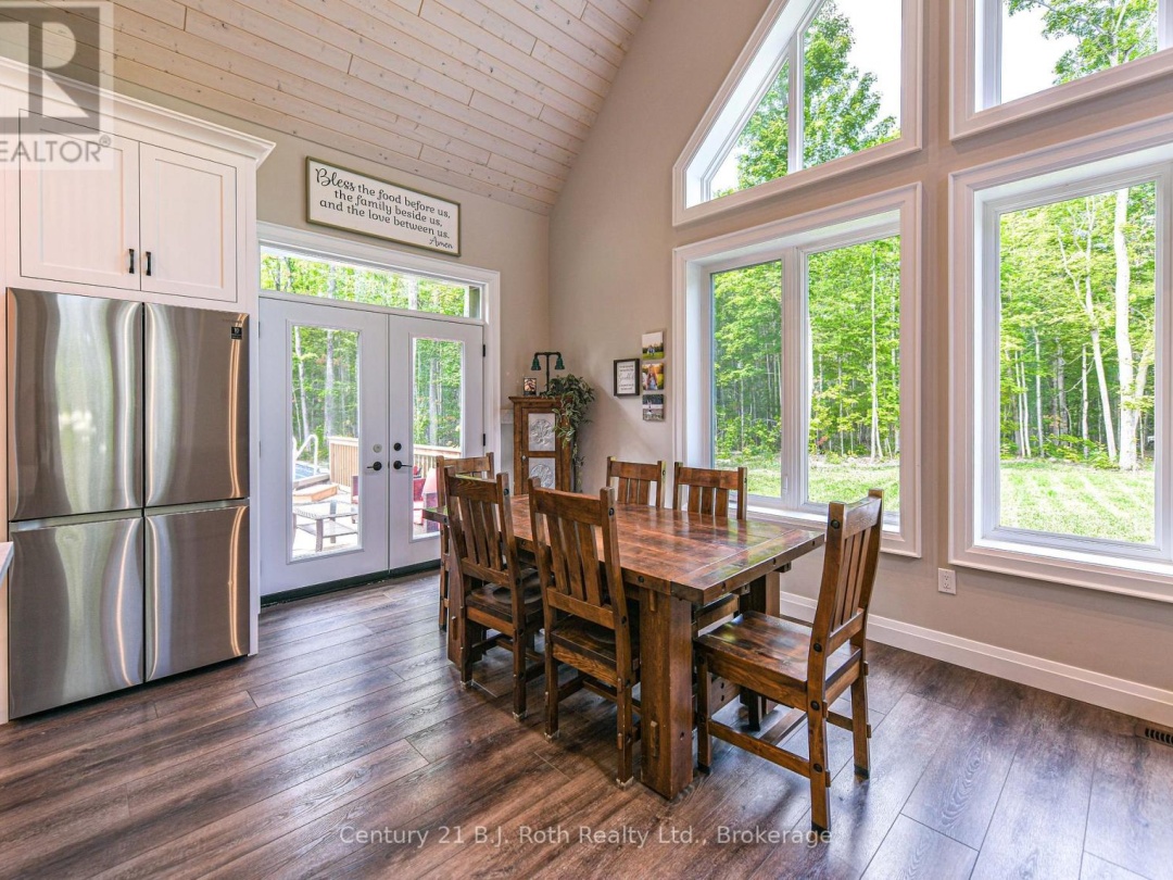 3082 FAIRGROUNDS ROAD, 