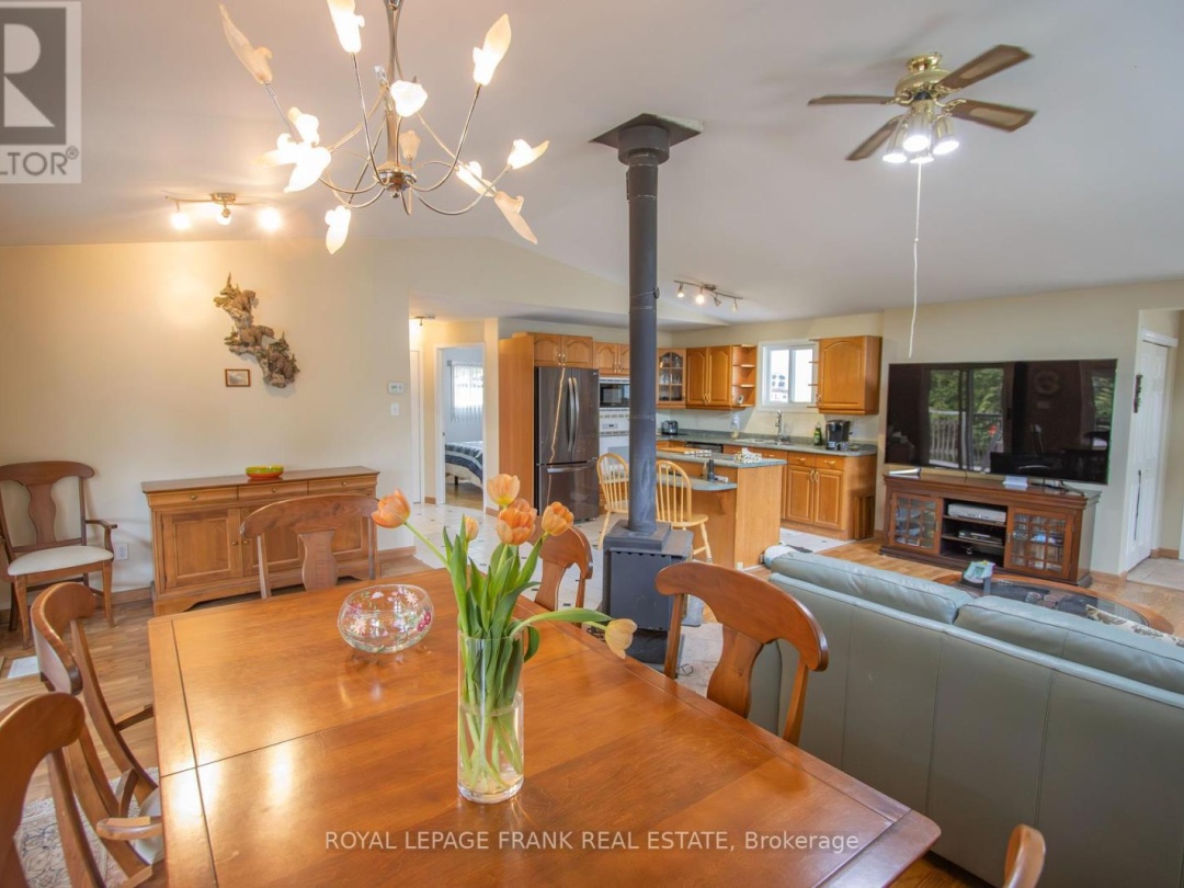1070 Towering Oaks Trail, Gull Lake