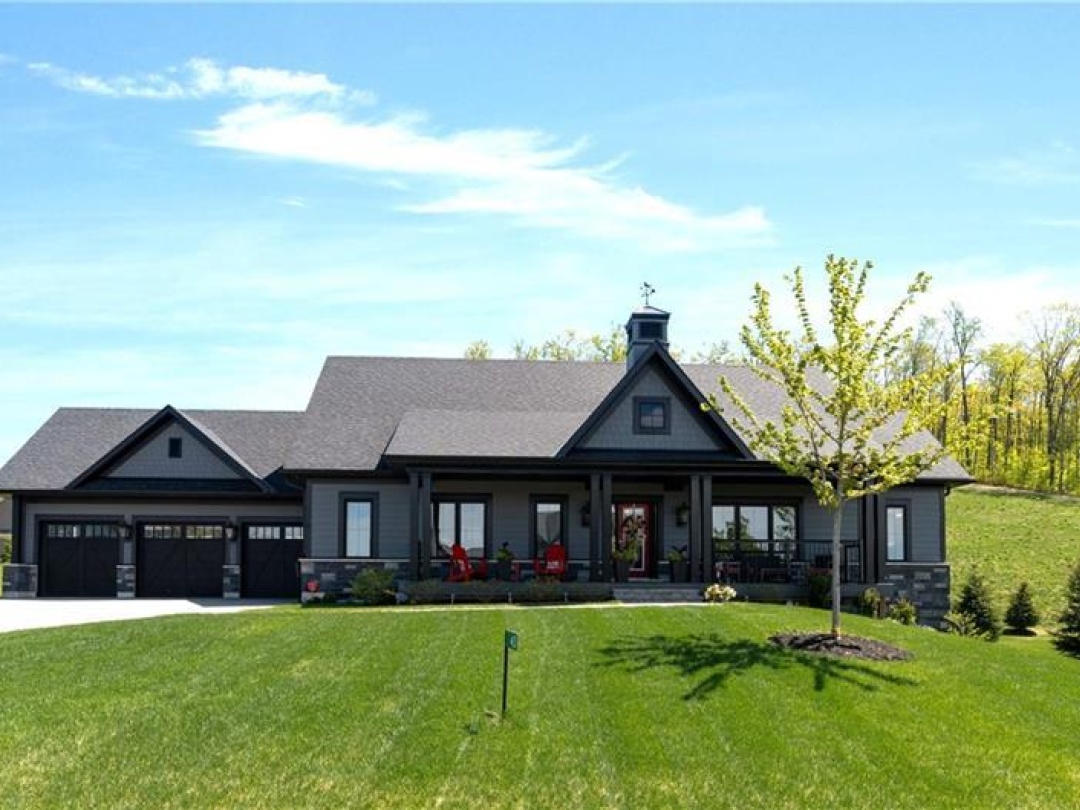 43 Thoroughbred Drive, Oro-Medonte