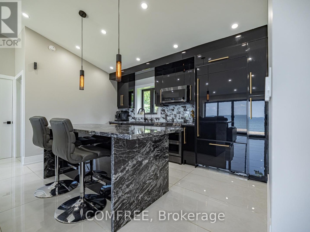 901 WOODLAND DRIVE, 