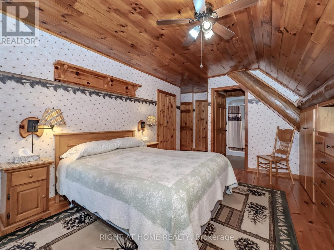 1696 HIGHWAY 118 E, 
