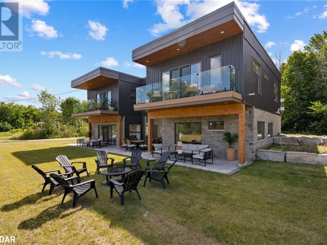 31 HEMLOCK Avenue, 