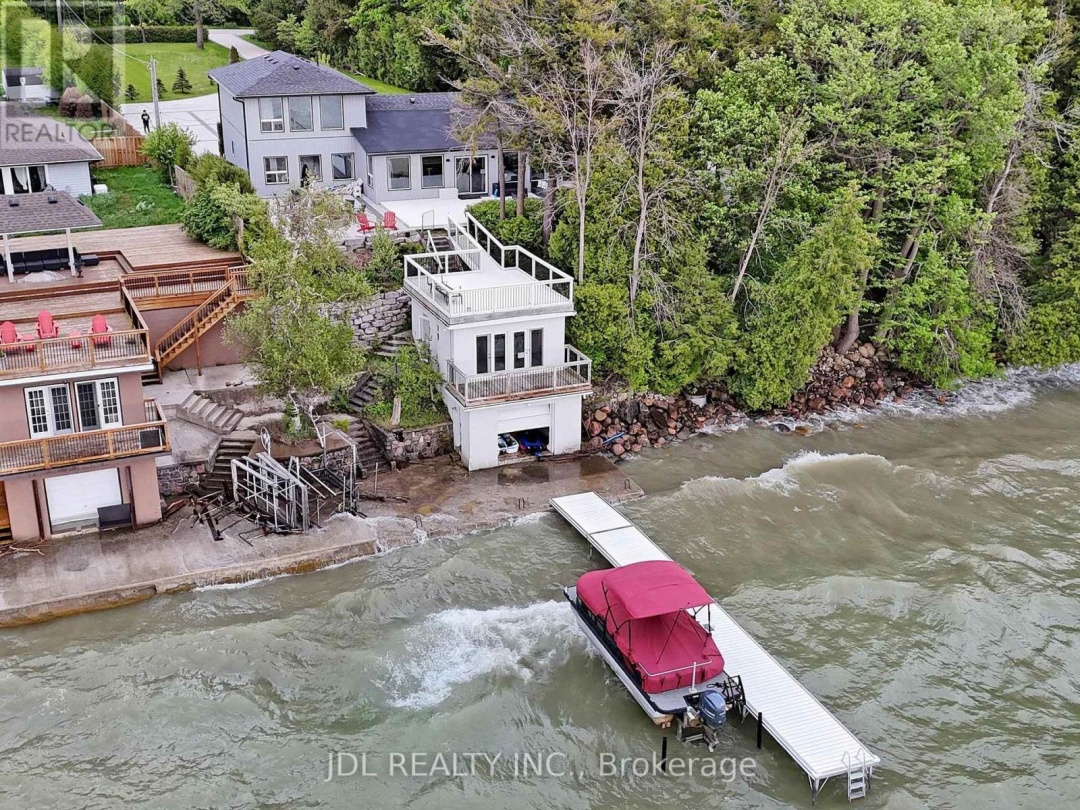 25220 Maple Beach Road, Lake Simcoe
