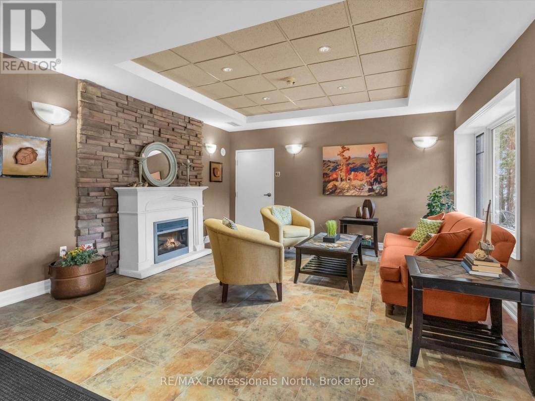 305 130 Steamship Bay Road, Lake Muskoka