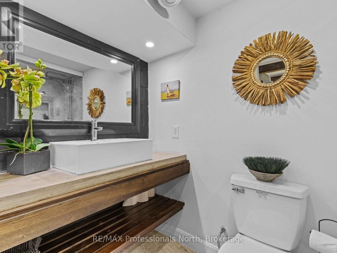 1009 SUMMERVILLE ROAD, 