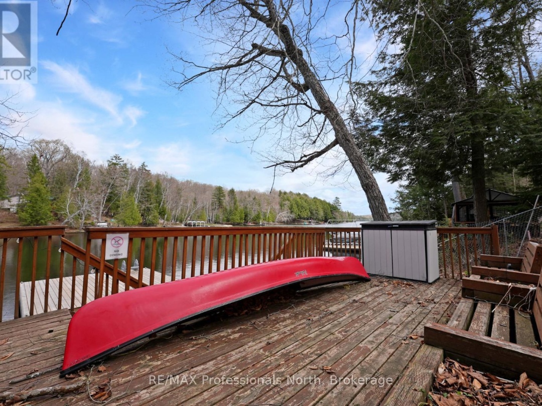 1039 Mink Road, Long Lake