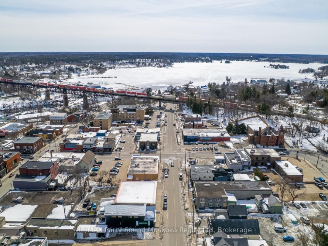 47 GIBSON STREET, Parry Sound