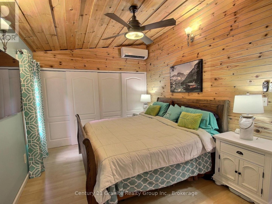 1082 GREEN LAKE ROAD, Gull River