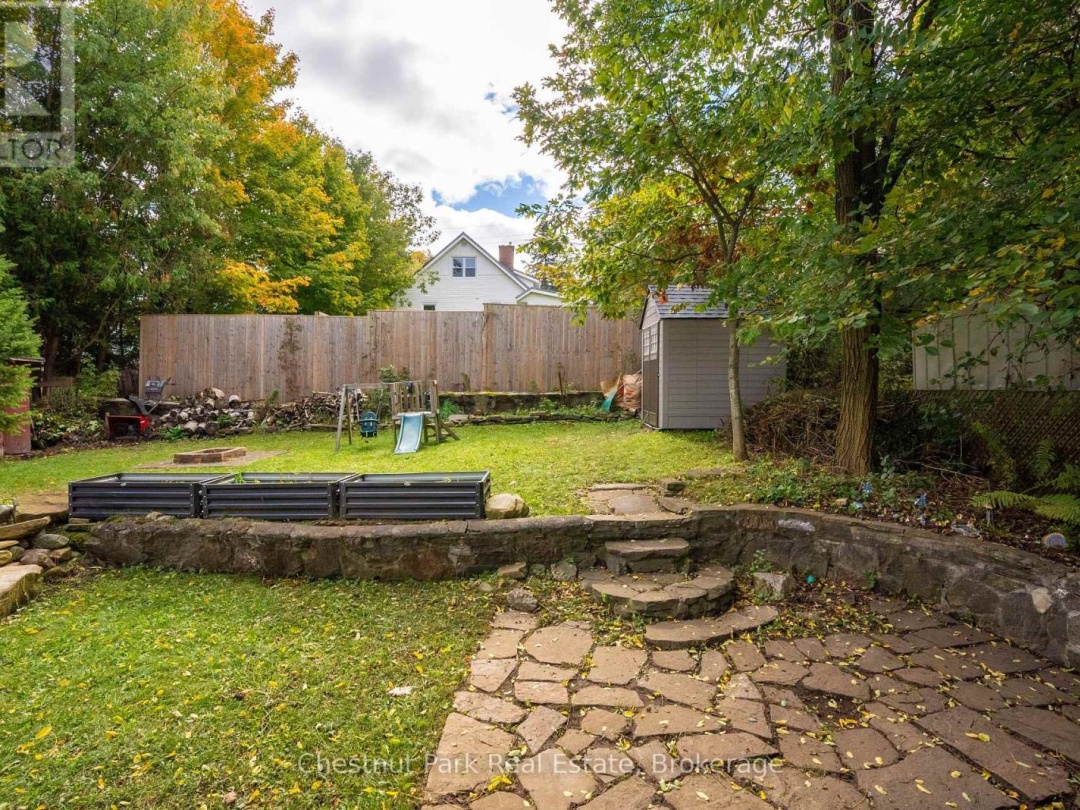 3 CORA STREET E, 