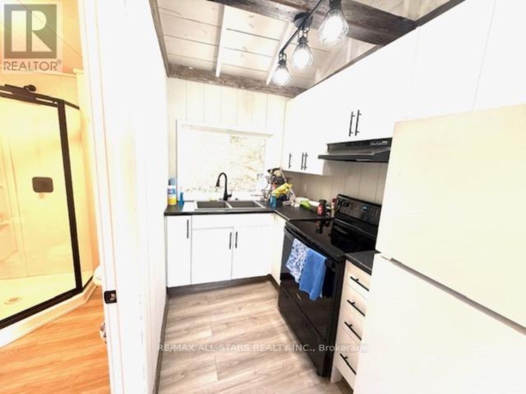 1019 Osler Lane, Gull Lake