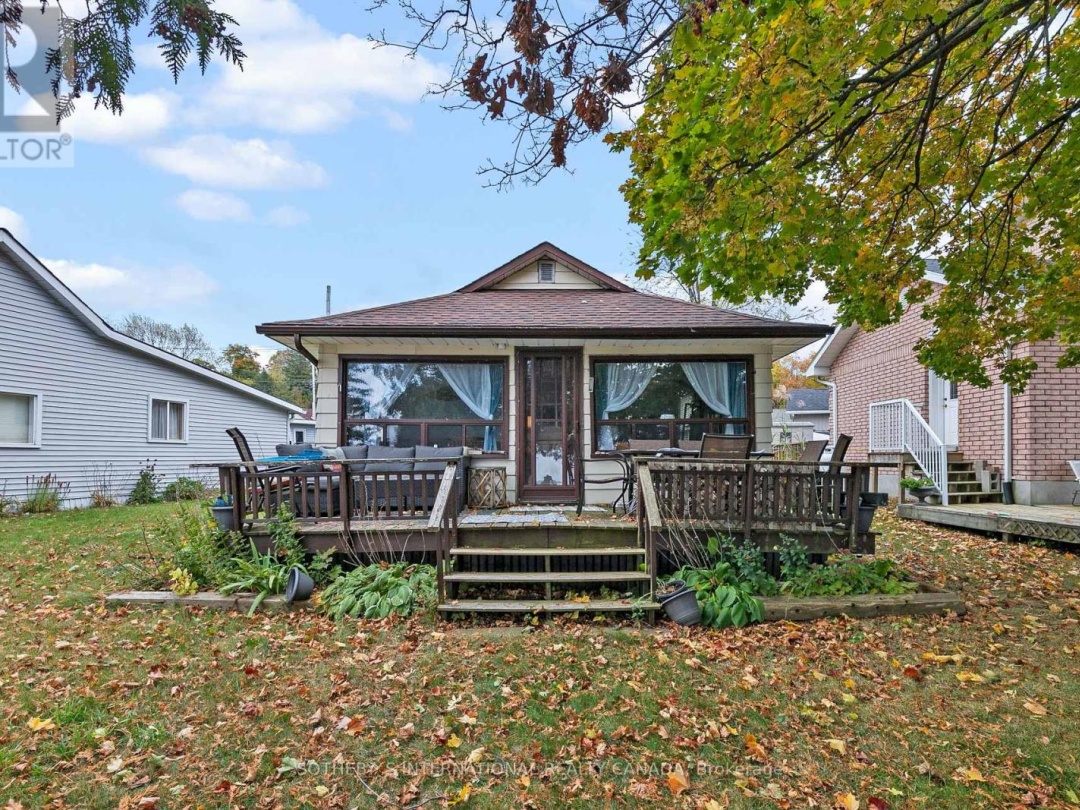 18 Third Street, Sturgeon Lake