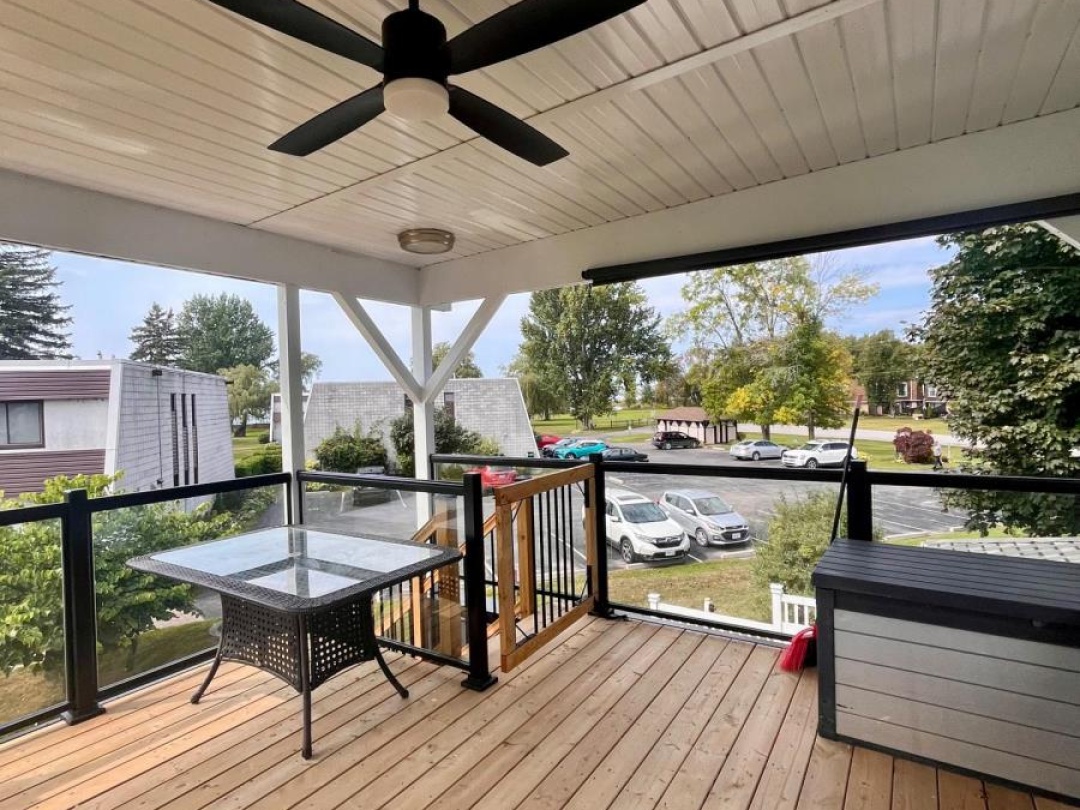 Unit 2 3 Paradise Boulevard, Lake Simcoe