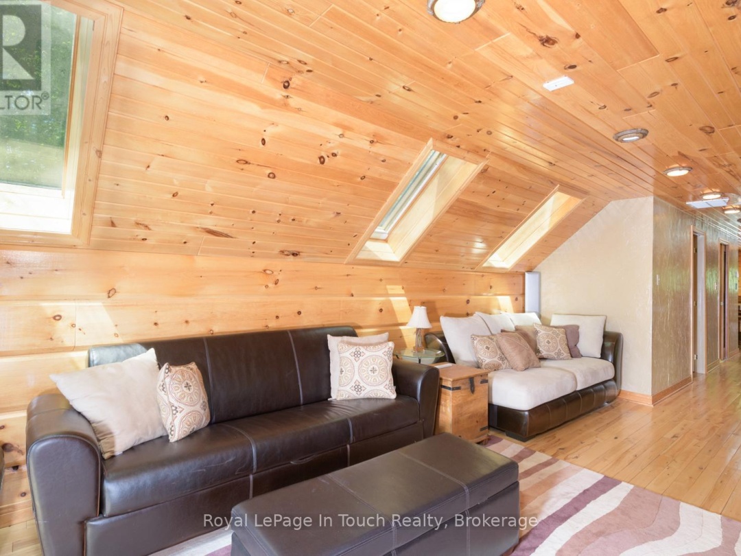2804 Janes Lane, Gloucester Pool