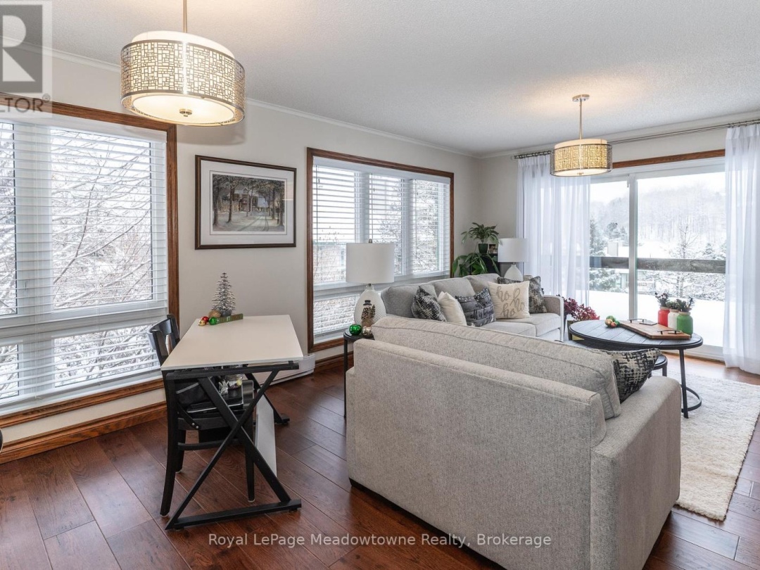 301 - 34 DEERHURST GREENS ROAD, 