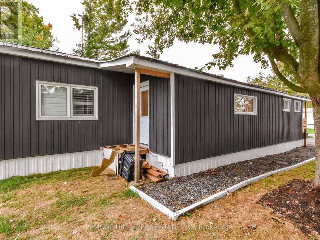 98 - 580 WEST STREET S, 