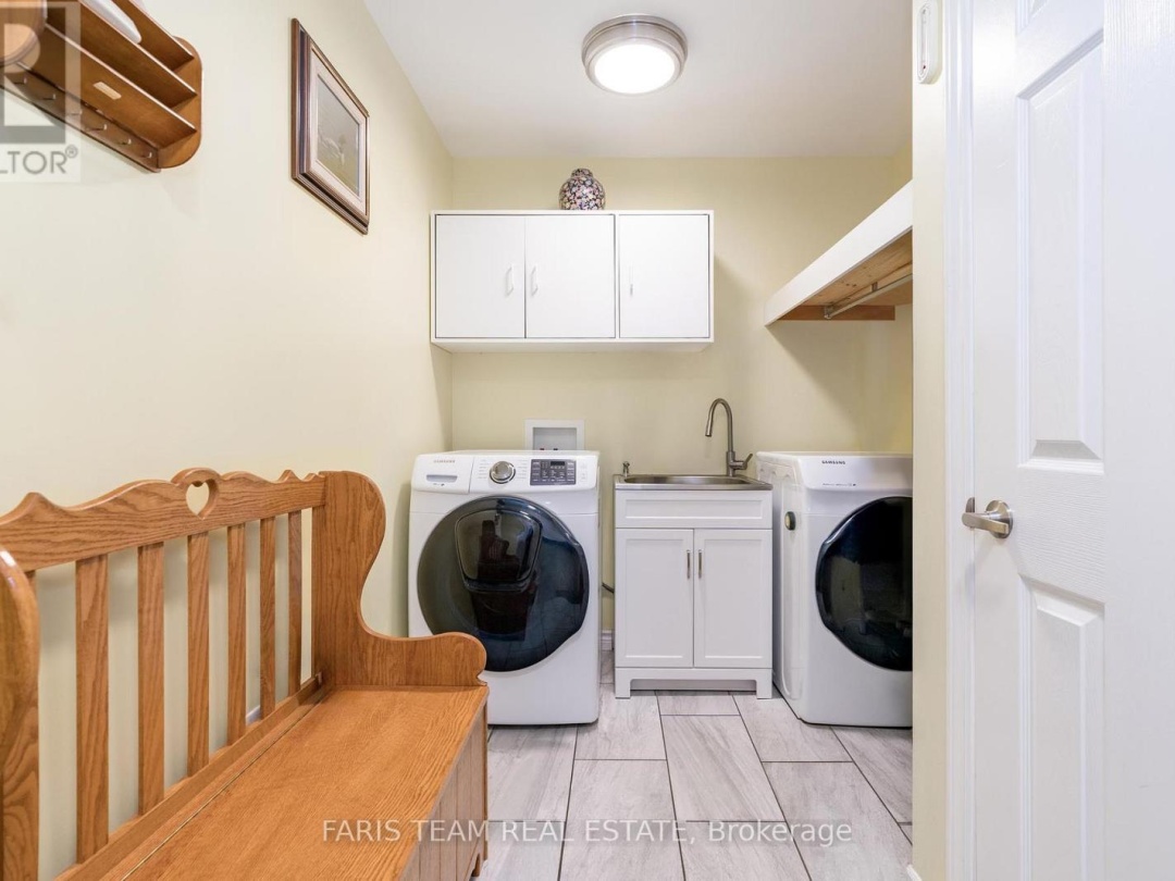 145 PINERIDGE GATE, 