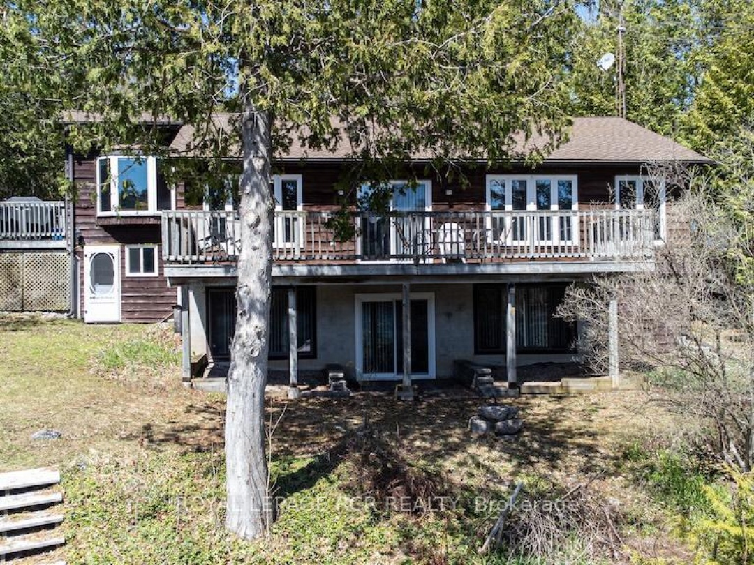24 Juniper Crescent, Four Mile Lake