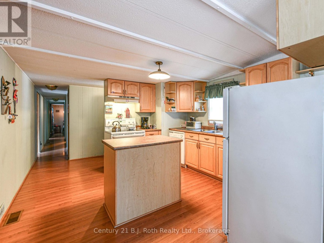 31 - 580 WEST STREET S, 