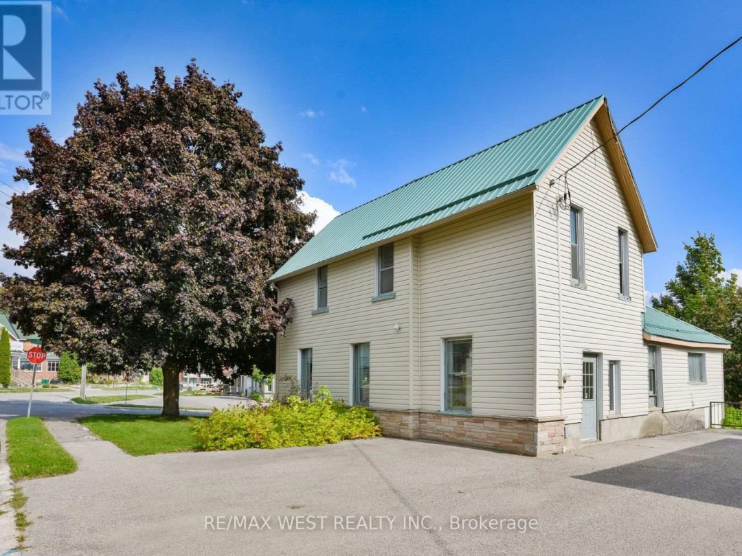 29 ALBERT STREET N, 