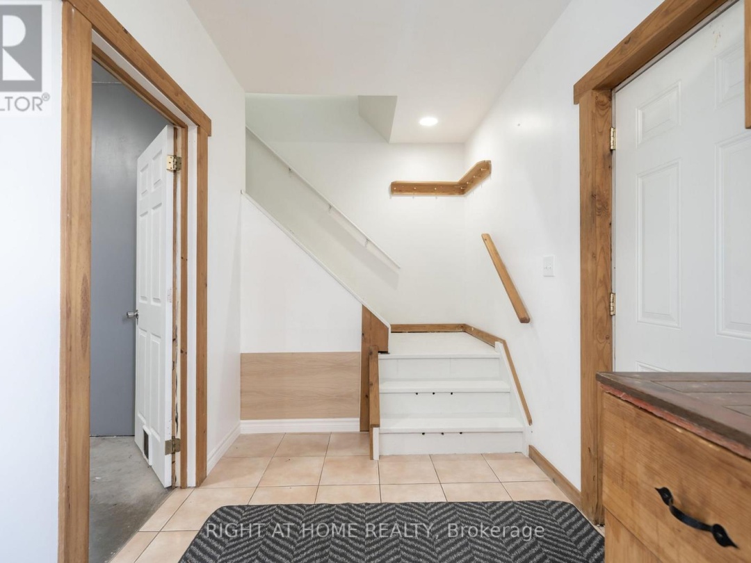 3392 CORONATION AVENUE, 