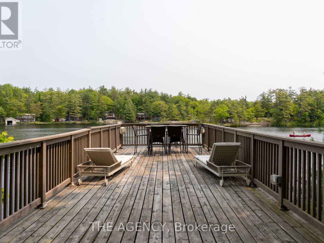45 PINETREE ROAD, Loon Lake