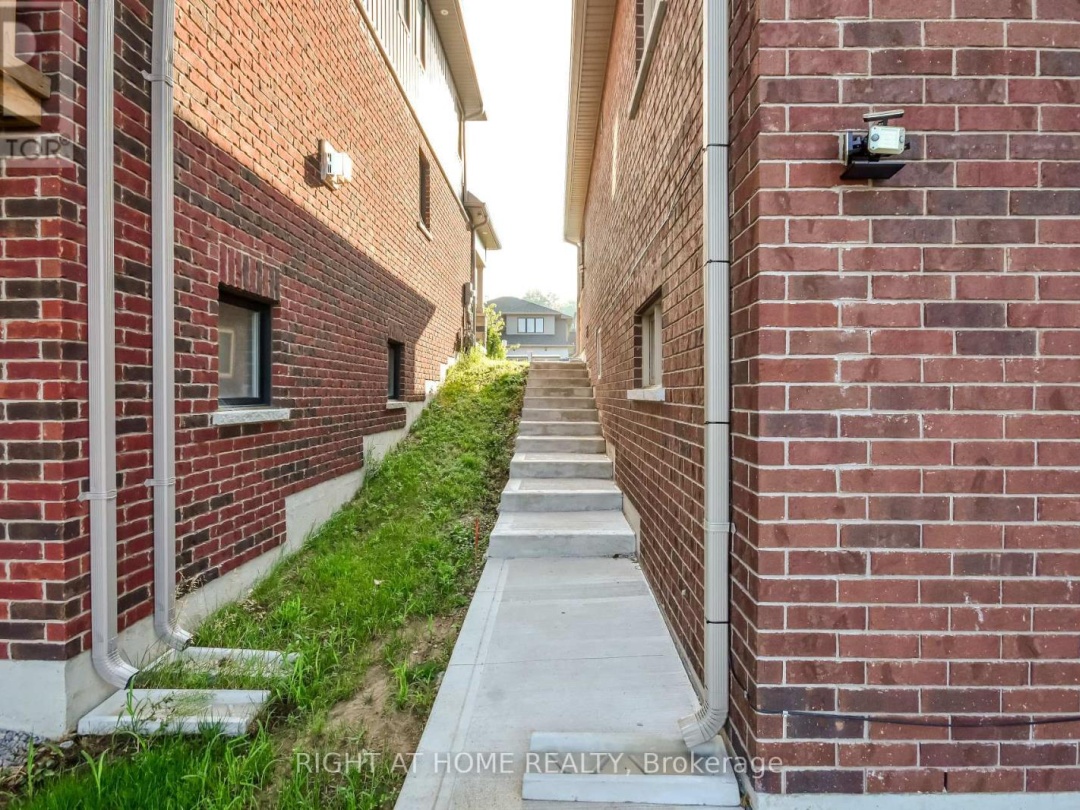 3032 SIERRA DRIVE, 