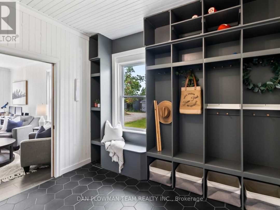 1250 CONCESSION 2 ROAD, 