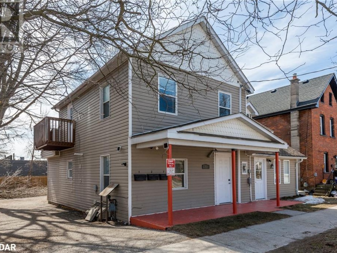 23 Elgin Street, Orillia