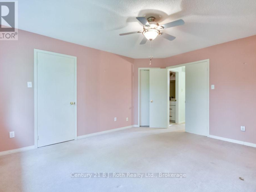 9 492 Laclie Street, Orillia