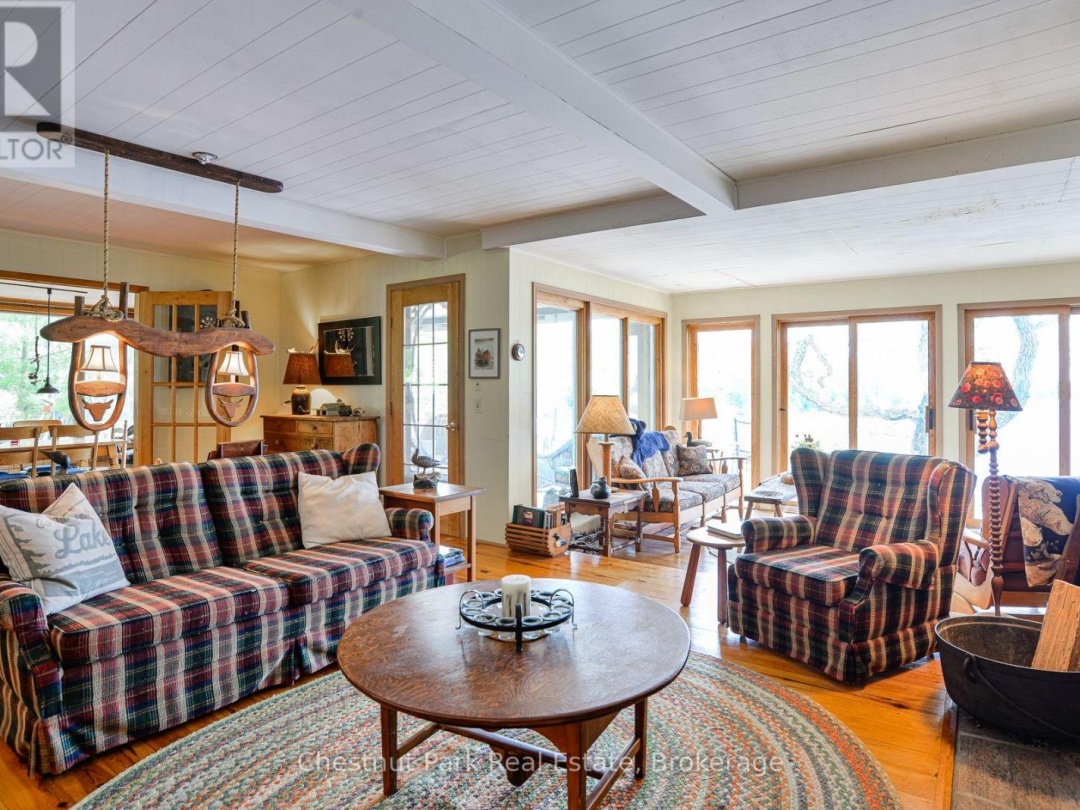 8 - 1869 MUSKOKA 118 ROAD W, 