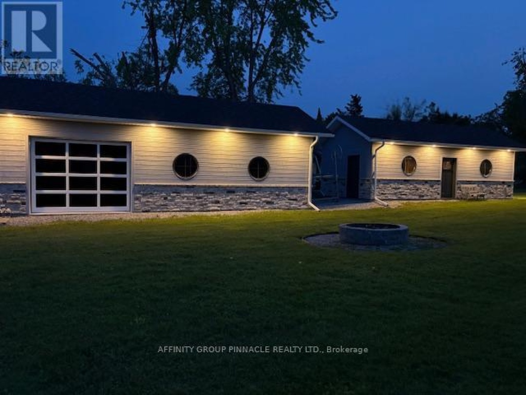 12 GILLIS STREET, Sturgeon Lake