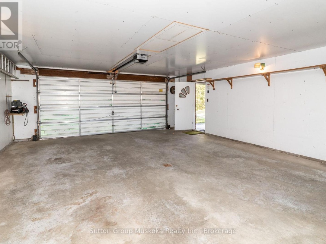 467 WEST BROWNS ROAD, 