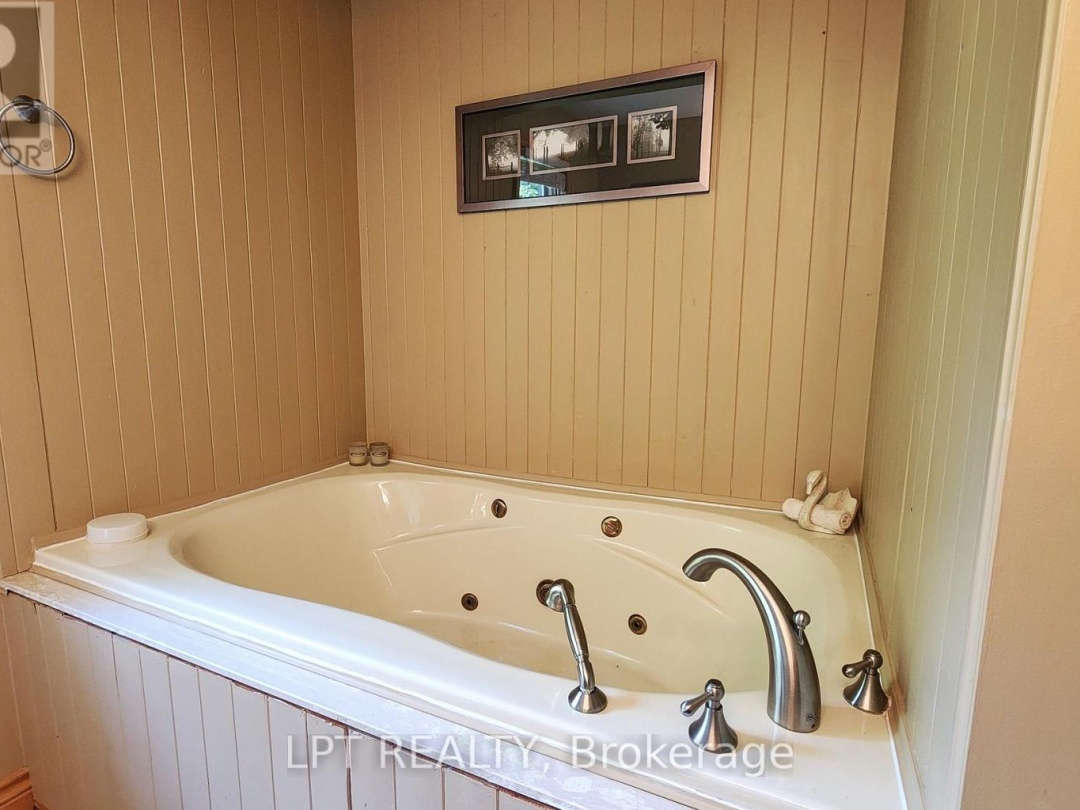 4372 CONNERS BAY LANE, 