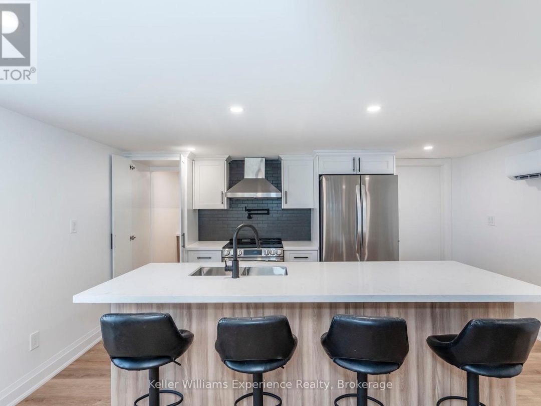 3355 MUSKOKA STREET, 