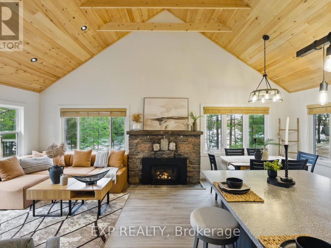 5B SOUTHWELL DRIVE, Horseshoe Lake