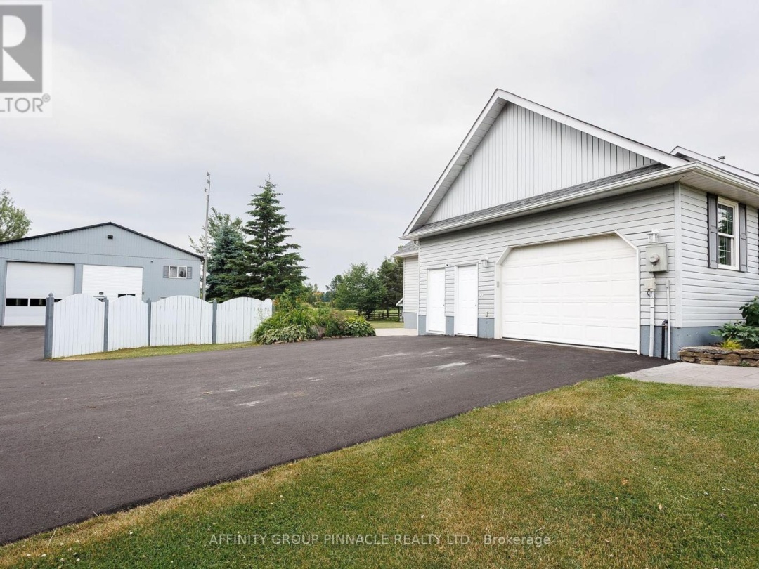 1042 SKYLINE ROAD, 