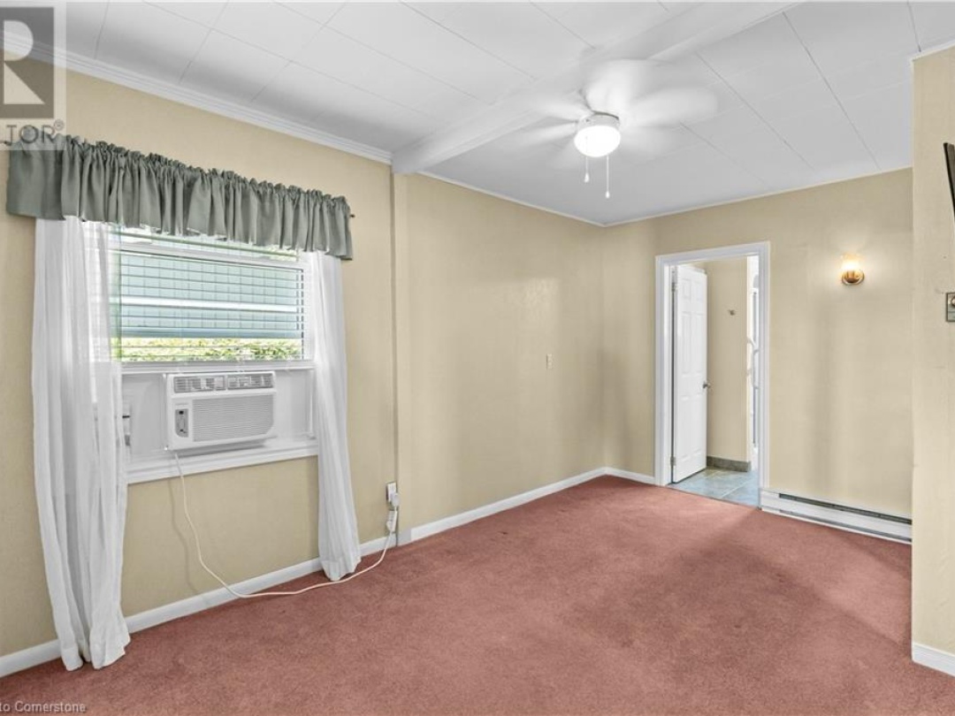 2703 LAKESIDE Drive, 