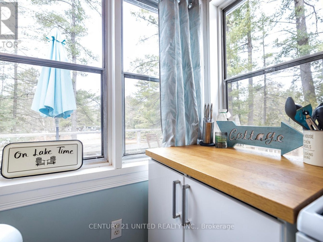 11085 Gull River, Gull Lake