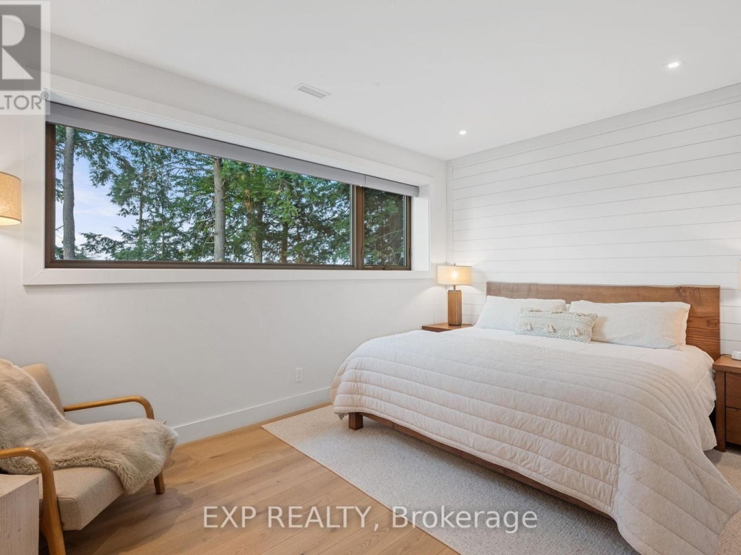 124 Claren Crescent, Lake Vernon