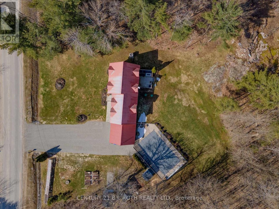 1572 Laughlin Falls Road, Severn