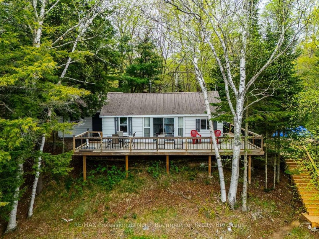 1004 Wilson Heights Trail, Haliburton Lake
