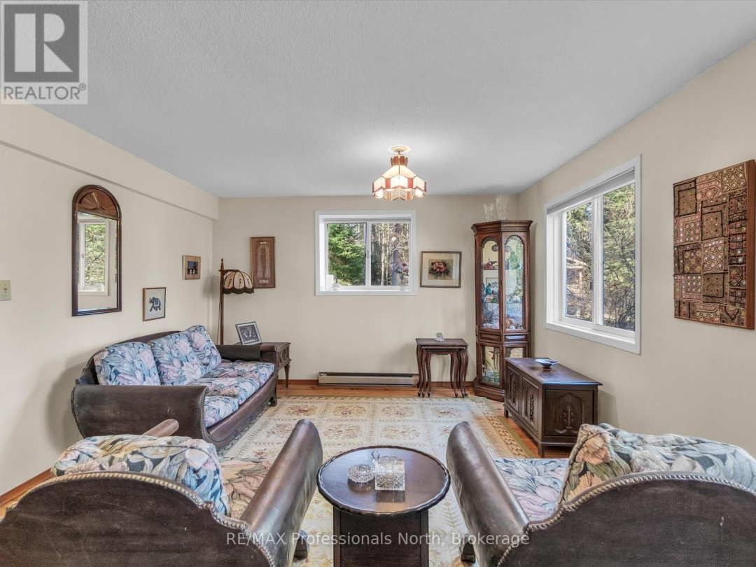 1273 Williamsport Road, Big East Lake