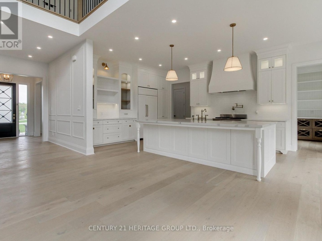 11 Oldenburg Court, Oro-Medonte