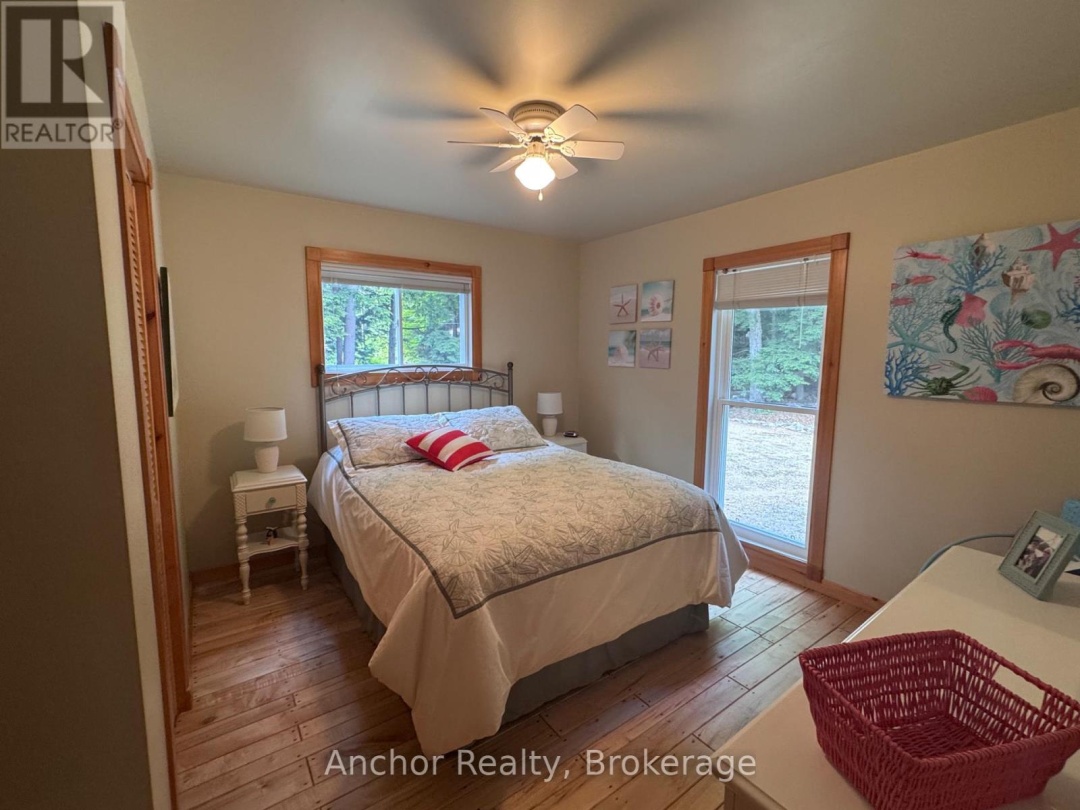 10469 LITTLE HAWK LAKE, 