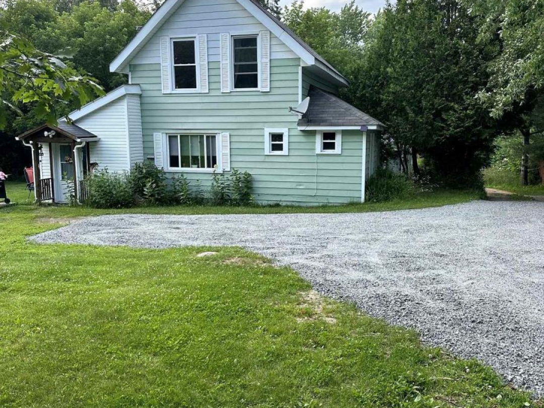 4 STOCKING LANE, 