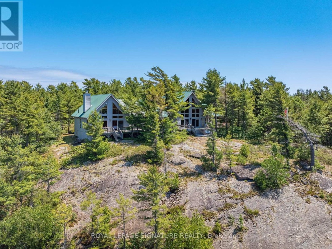 B350 Echo Island, Georgian Bay