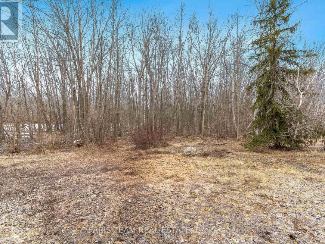 4076 Airport Road, Ramara